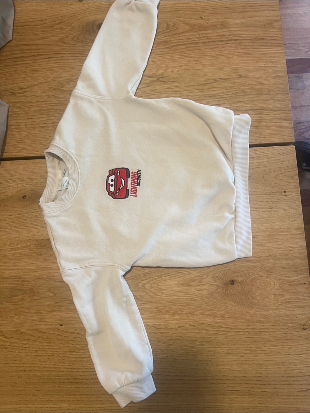 H&M Beige 4T Sweatshirt with Cars Lightning McQueen Graphic